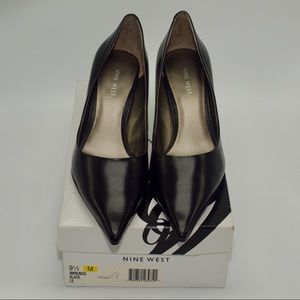 Nine Weet Nuncio Pointy Pump Black 9.5M